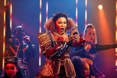 Courtney Bowman, Alexia McIntosh, Jarneia Richard-Noel, Danielle Steers, Vicki Manswe Photo