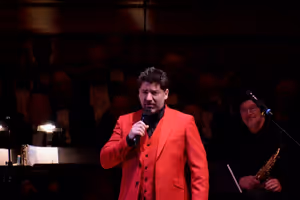 Brian Kennedy @ BroadwayWorld Brian Kennedy Photo