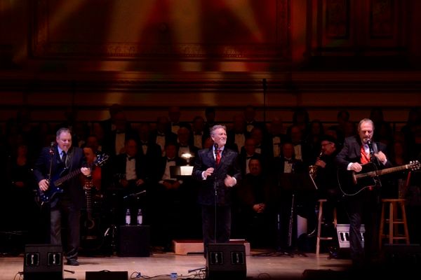 Photo Coverage: Andy Cooney Brings His Christmas Celebration to Carnegie Hall  Image