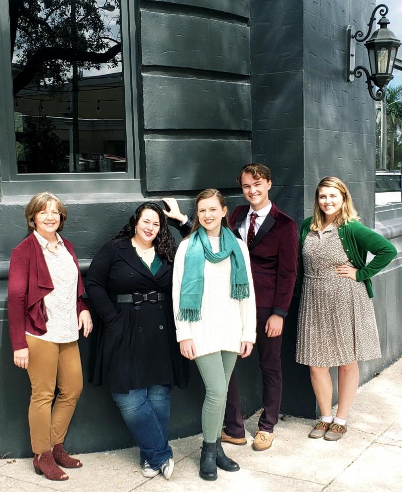 BWW Previews: A DICKENS COURTYARD CHRISTMAS BRINGS HOLIDAY MAGIC to Oxford Exchange  Image