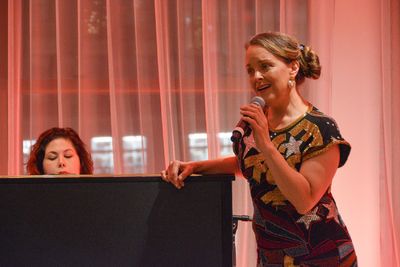 Franca Vercelloni, Alice Ripley Photo