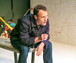 Neil Holland @ BroadwayWorld Neil Holland Photo