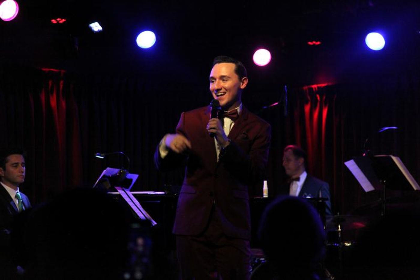 Review: Charlie Romo Gets The Joint Jumpin' with CAROLING AND CROONING at The Green Room 42  Image