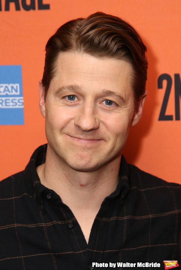 Ben McKenzie  Photo