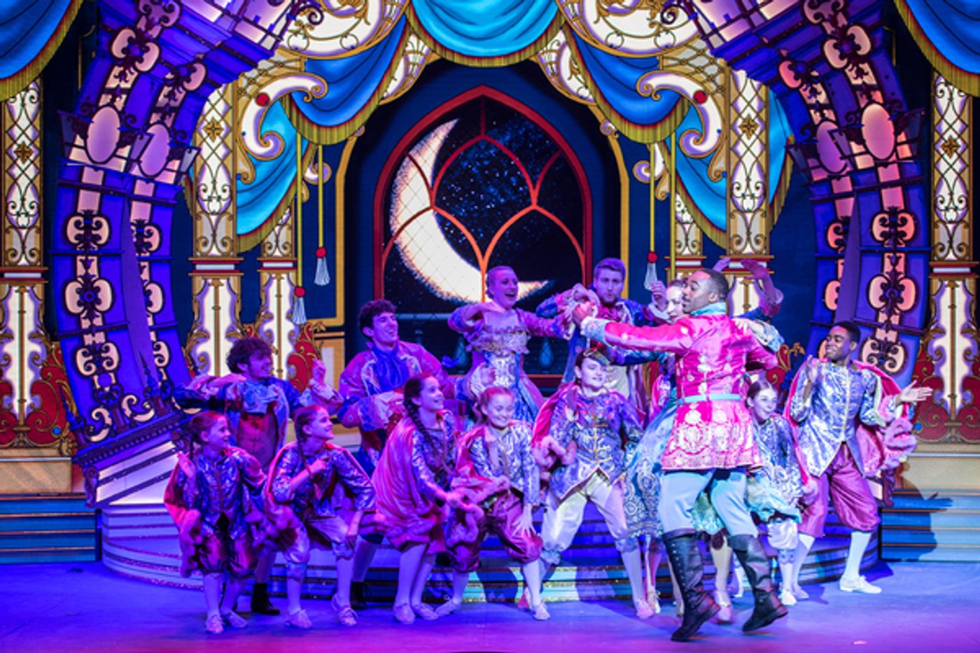 Photo Flash: First Look at CINDERELLA at Croydon's Fairfield Halls  Image
