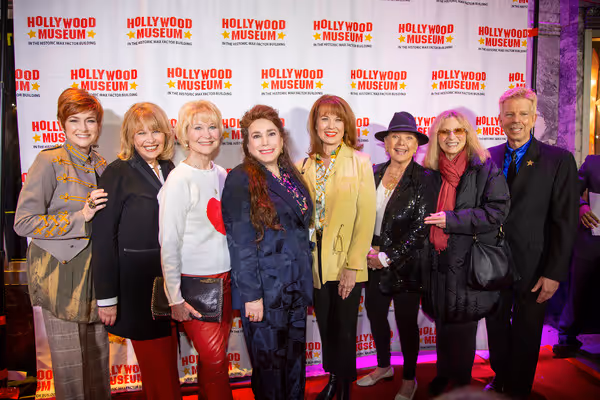 Carolyn Hennesy, Ilene Graff, Dee Wallace, Donelle Dadigan, Lee Purcell, Dawn Wells,  Photo