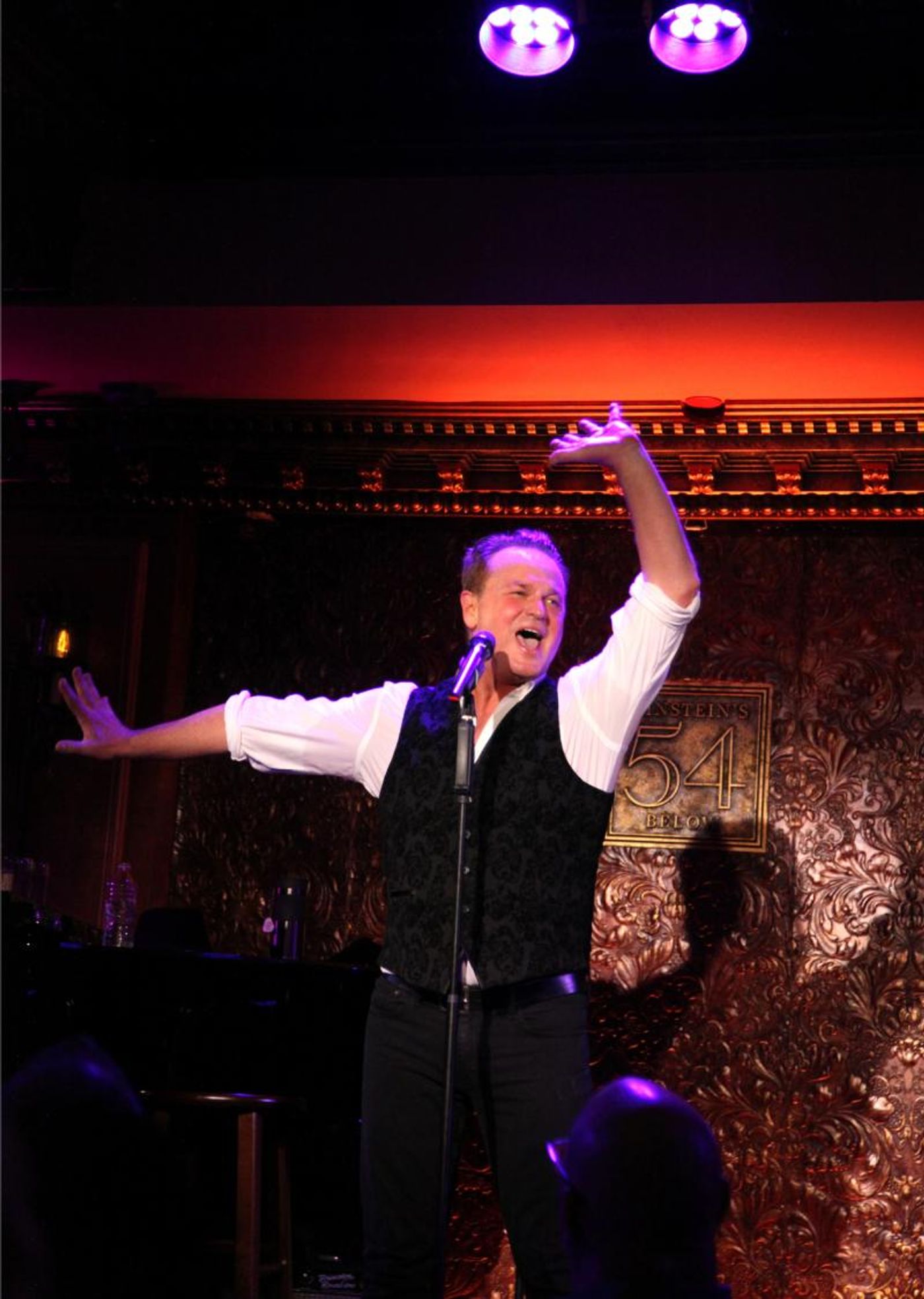 Review: SAM HARRIS Makes Triumphant Return to 54 Below  Image