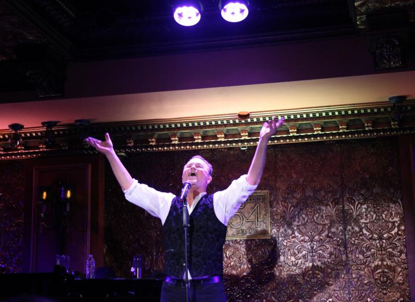 Review: SAM HARRIS Makes Triumphant Return to 54 Below  Image