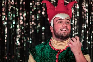 Yianni Papadimos @ BroadwayWorld Yianni Papadimos Photo