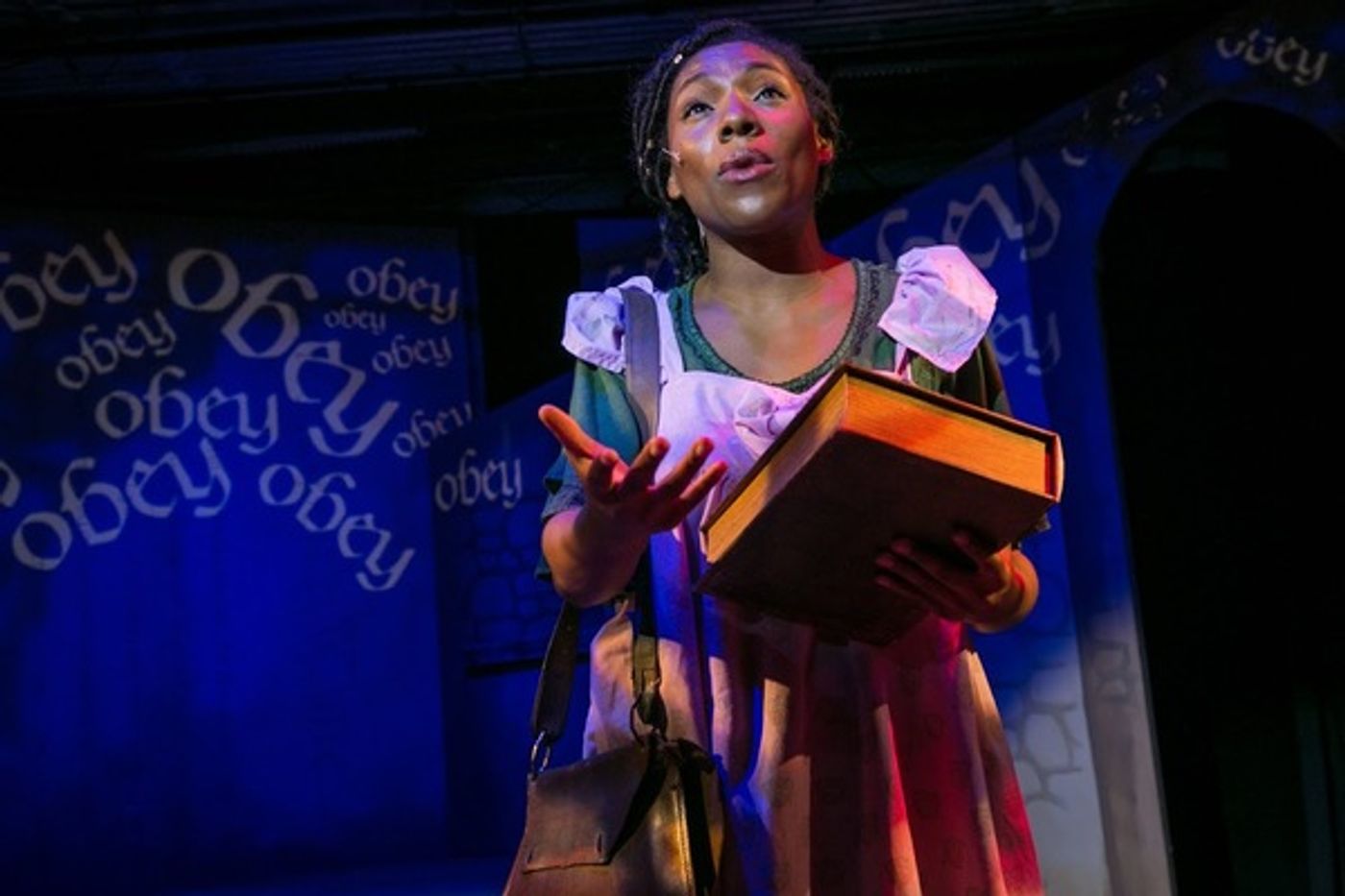 Photo Flash: ELLA ENCHANTED at Synchronicity Theatre  Image