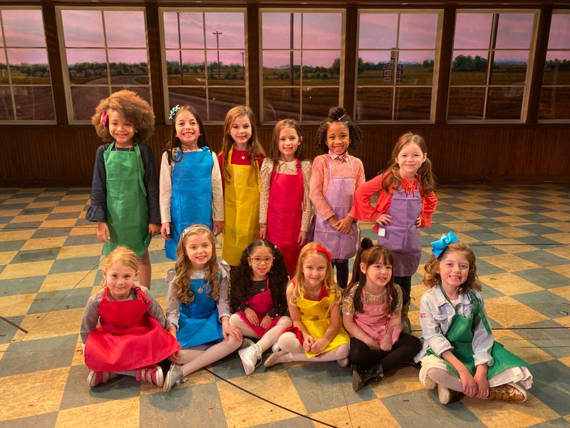 Photo Flash: WAITRESS Celebrates the Lulus, the Youngest Stars on Broadway — photo 2 of 4