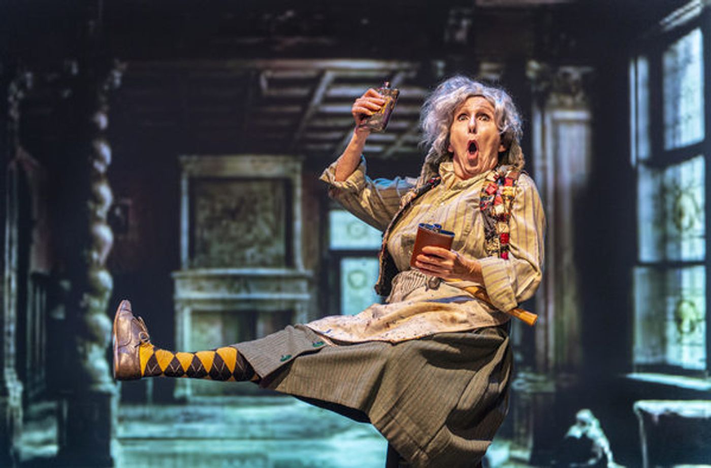 Photo Flash: THE MYSTERY OF EDWIN DROOD at Foothill Music Theatre  Image