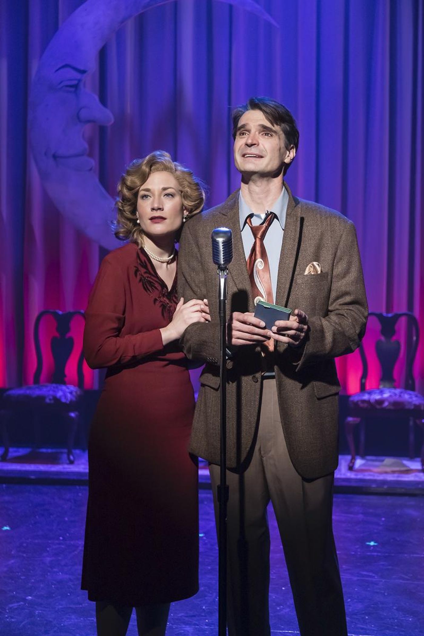 Review: IT'S A WONDERFUL LIFE: A LIVE RADIO PLAY at Ensemble Theatre Company Review: IT'S A WONDERFUL LIFE: A LIVE RADIO PLAY at Ensemble Theatre Company Image