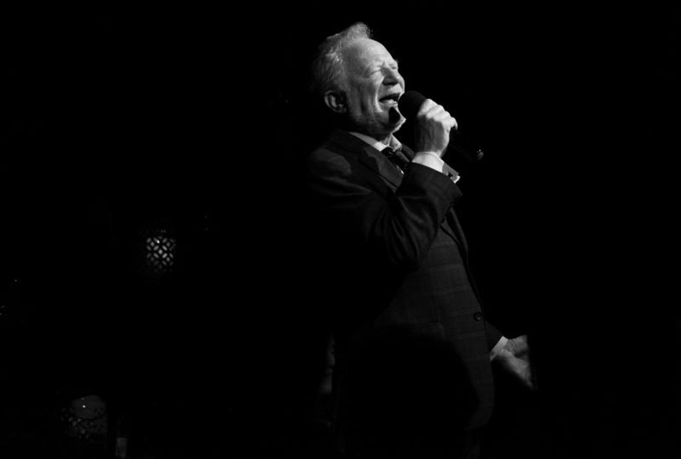 Review: DONNY MOST WITH SPECIAL GUEST LINDA PURL  Gets The Beach Cafe Swingin'  Image