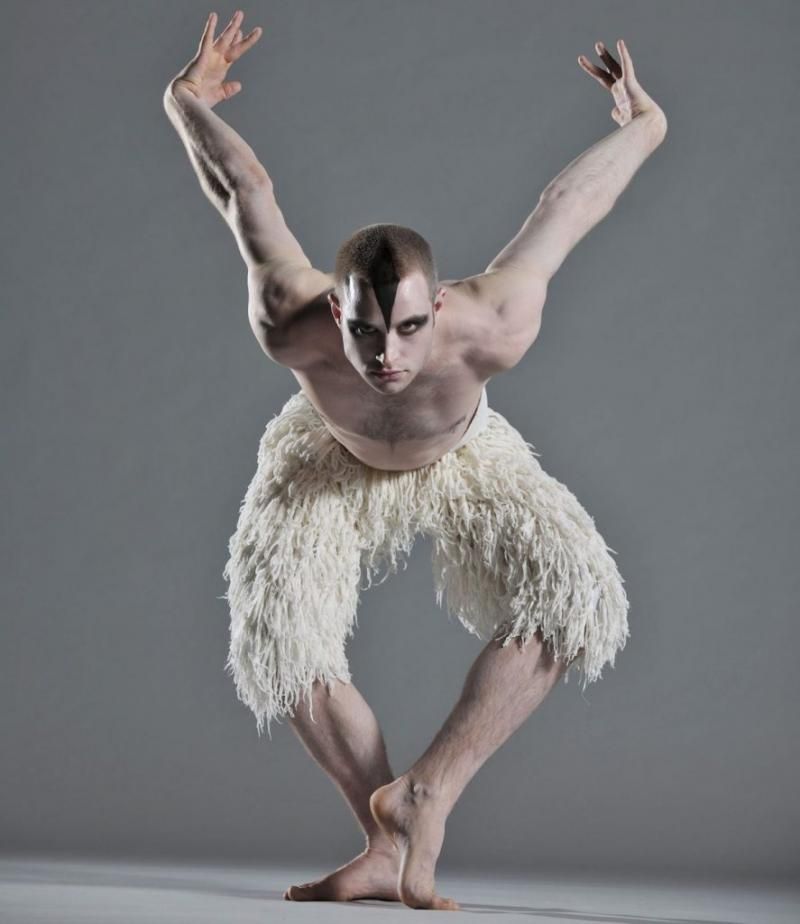The New Adventures Production of Matthew Bourne's SWAN LAKE Turned the Tides of Ballet at The Ahmanson  Image