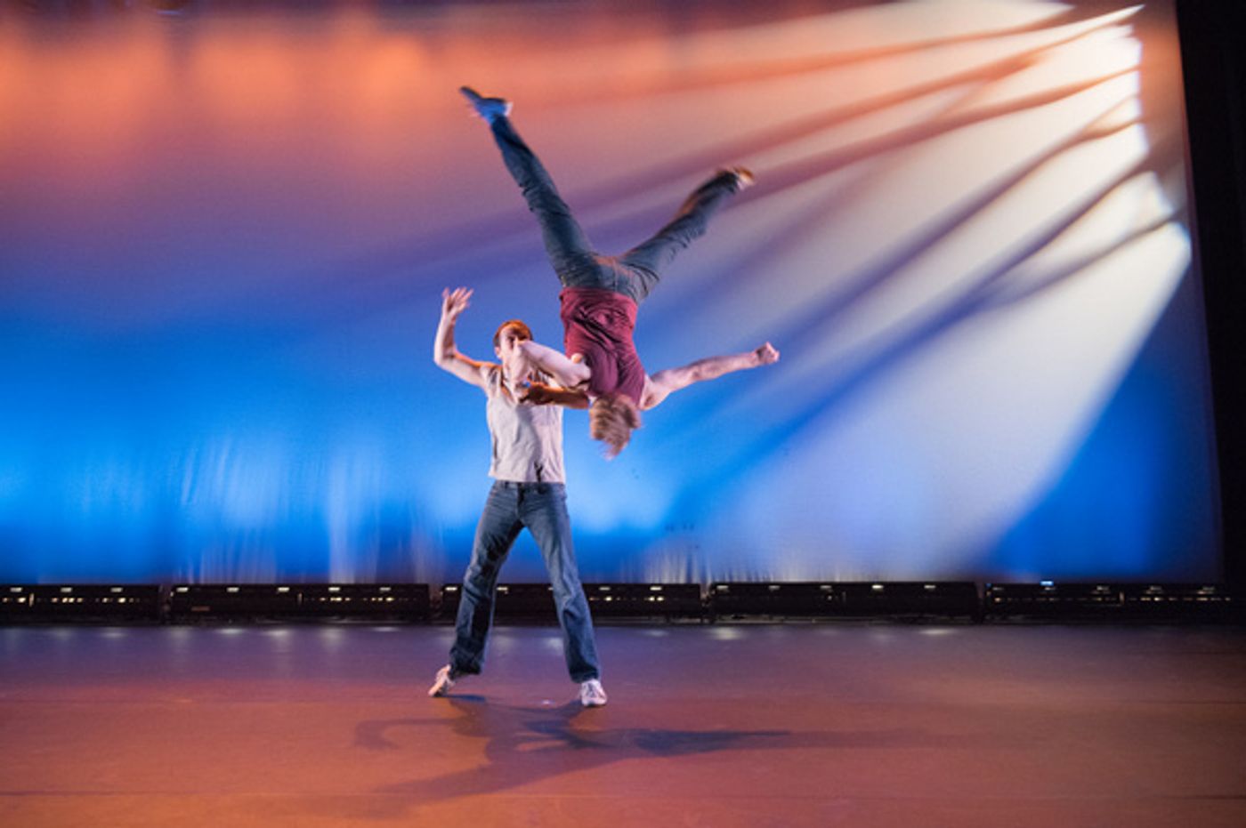 Photo Flash: Aura CuriAtlas Performs At Steppenwolf Photo Flash: Aura CuriAtlas Performs At Steppenwolf Image