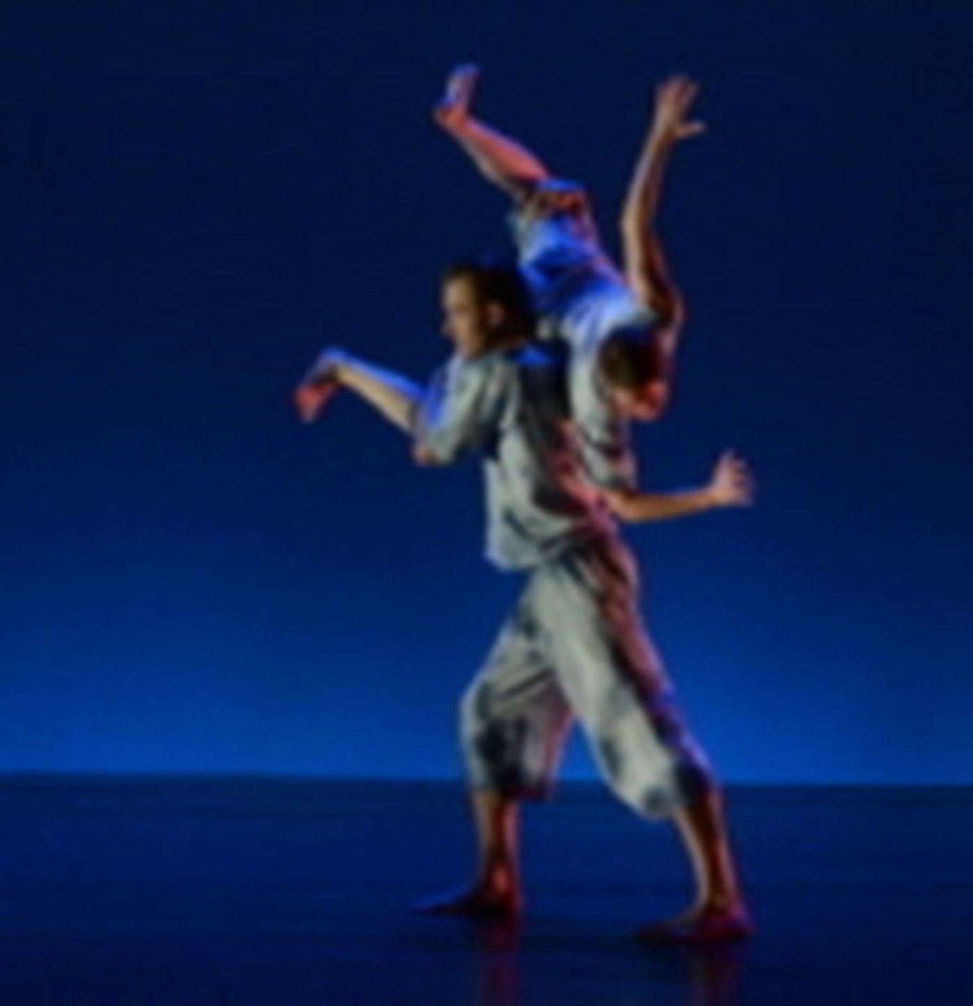 Photo Flash: Aura CuriAtlas Performs At Steppenwolf Photo Flash: Aura CuriAtlas Performs At Steppenwolf Image