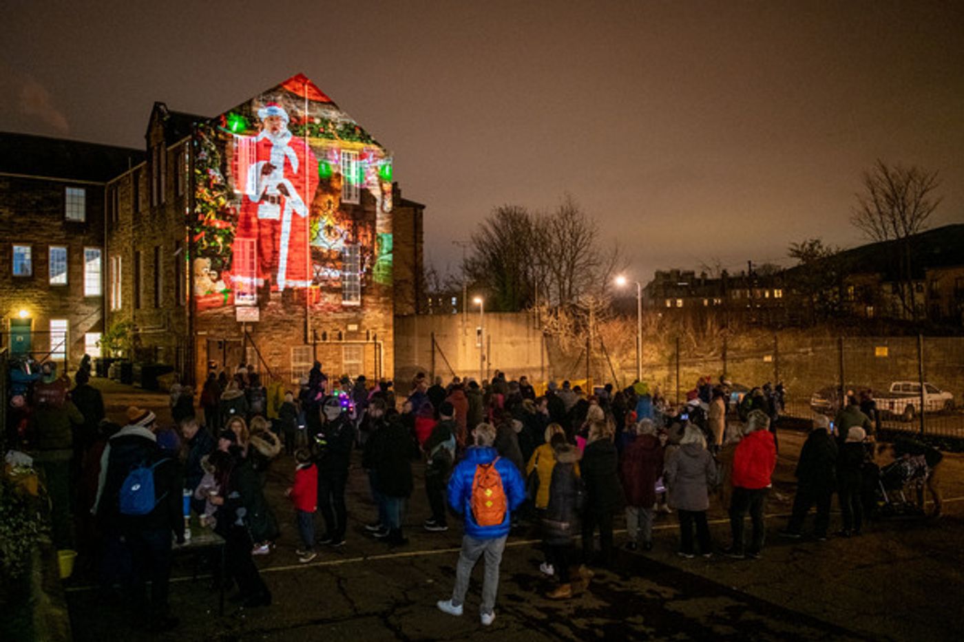 Photo Flash: Edinburgh Celebrates COMMUNITY CHRISTMAS  Image