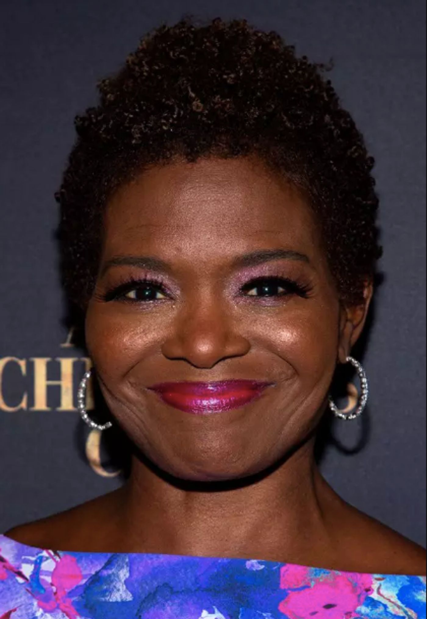 Wake Up With BWW 12/16: SING STREET Opens Tonight, and More!  Image