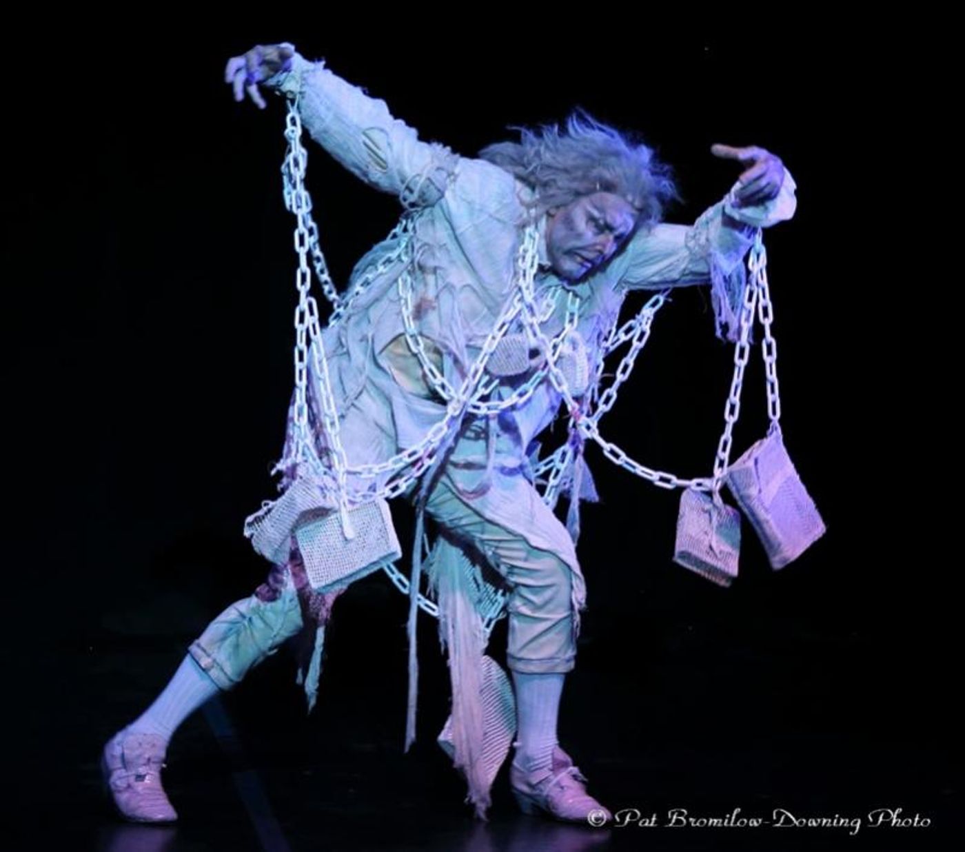 Review: A CHRISTMAS CAROL a Merry Delight at Artscape Theatre  Image
