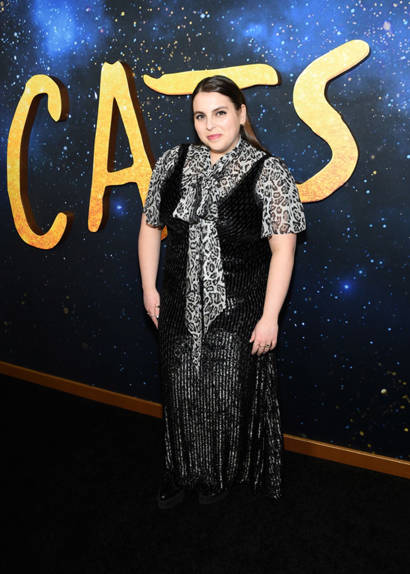 Photo Flash: See Taylor Swift, Jennifer Hudson, James Corden, & More at the Premiere of CATS!  Image