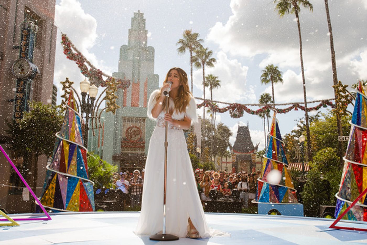 Photo Flash: DISNEY PARKS MAGICAL CHRISTMAS DAY PARADE Airs Wednesday, December 25 Photo Flash: DISNEY PARKS MAGICAL CHRISTMAS DAY PARADE Airs Wednesday, December 25 Image