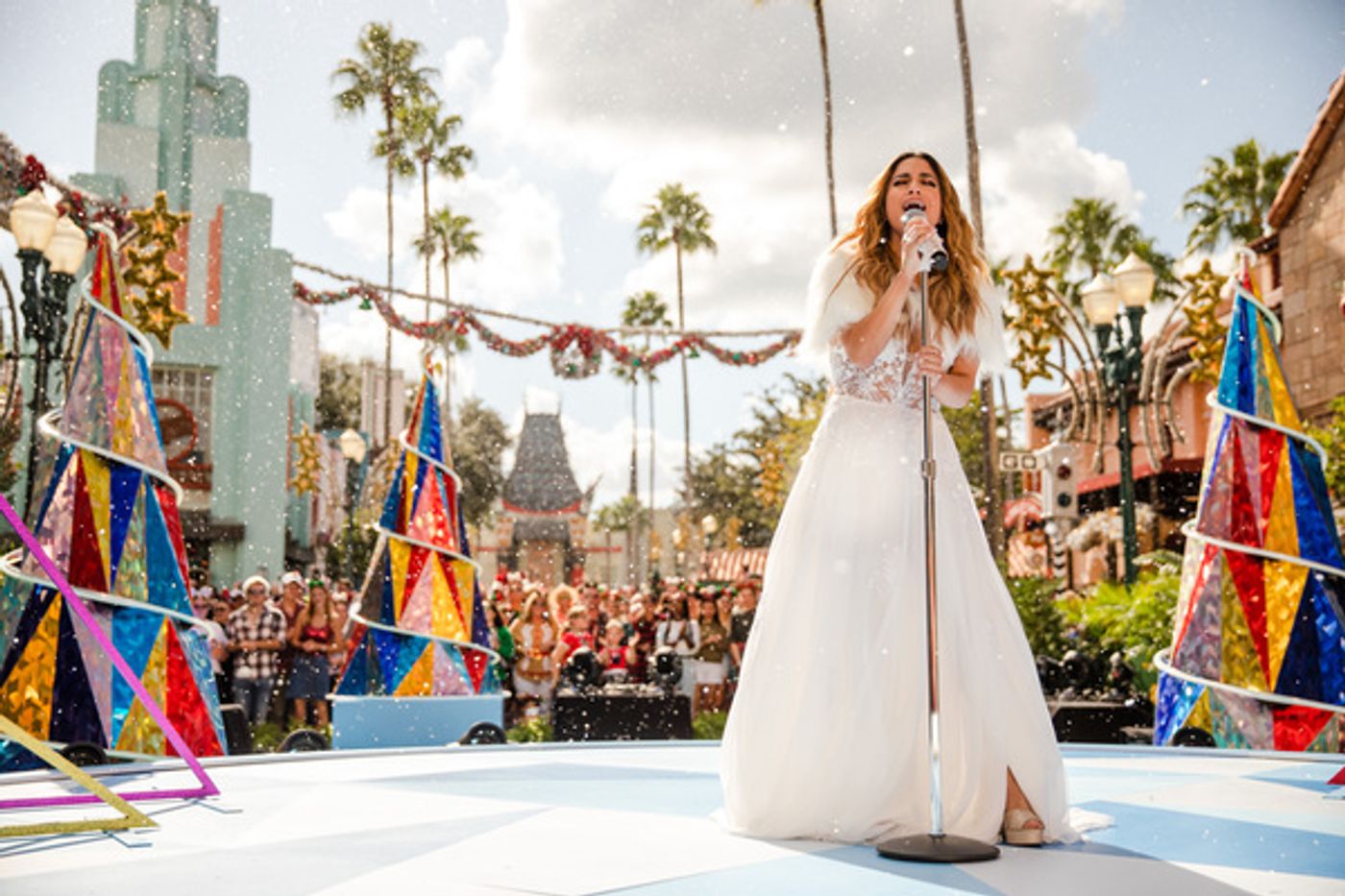 Photo Flash: DISNEY PARKS MAGICAL CHRISTMAS DAY PARADE Airs Wednesday, December 25 Photo Flash: DISNEY PARKS MAGICAL CHRISTMAS DAY PARADE Airs Wednesday, December 25 Image