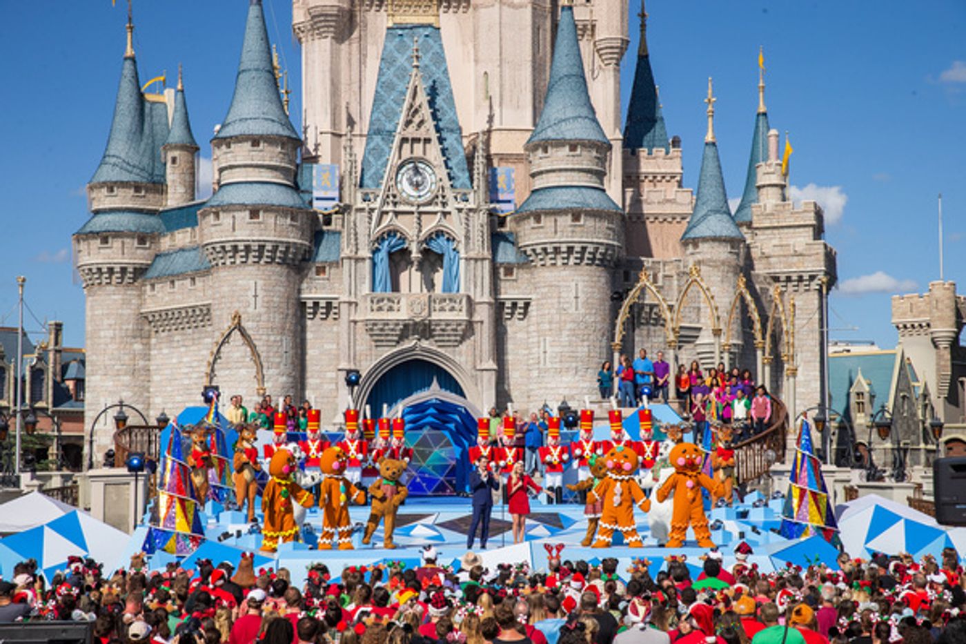 Photo Flash: DISNEY PARKS MAGICAL CHRISTMAS DAY PARADE Airs Wednesday, December 25  Image