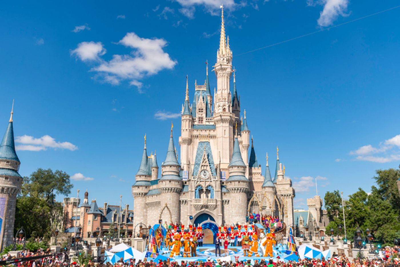 Photo Flash: DISNEY PARKS MAGICAL CHRISTMAS DAY PARADE Airs Wednesday, December 25  Image