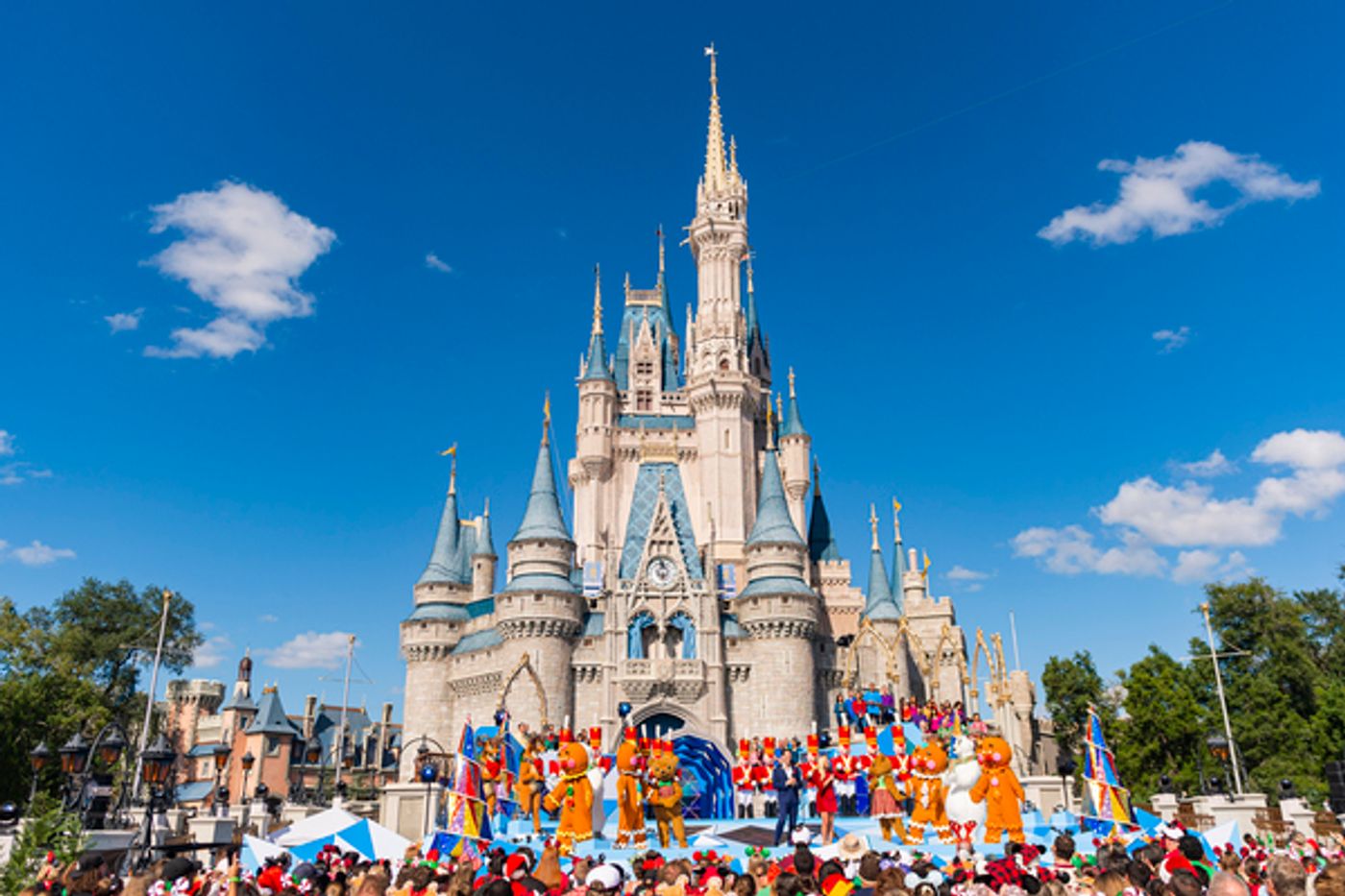 Photo Flash: DISNEY PARKS MAGICAL CHRISTMAS DAY PARADE Airs Wednesday, December 25  Image