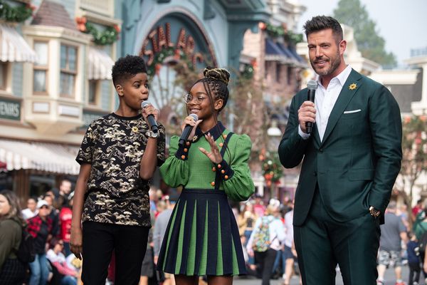 JD MCCRARY, MARSAI MARTIN, JESSE PALMER Photo