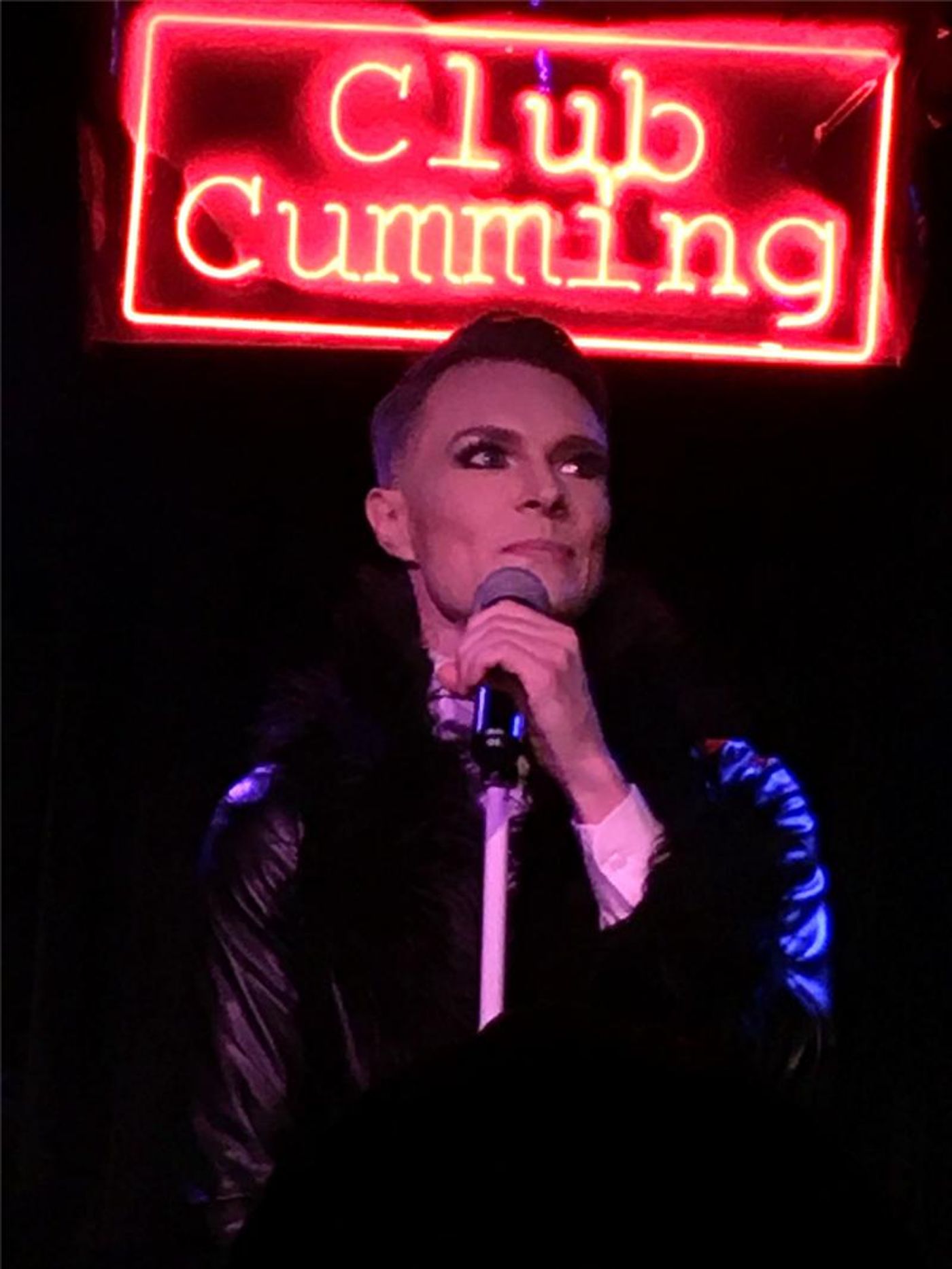 Review: Kim David Smith Brings A WERY WEIMAR CHRISTMAS To Club Cumming  Image