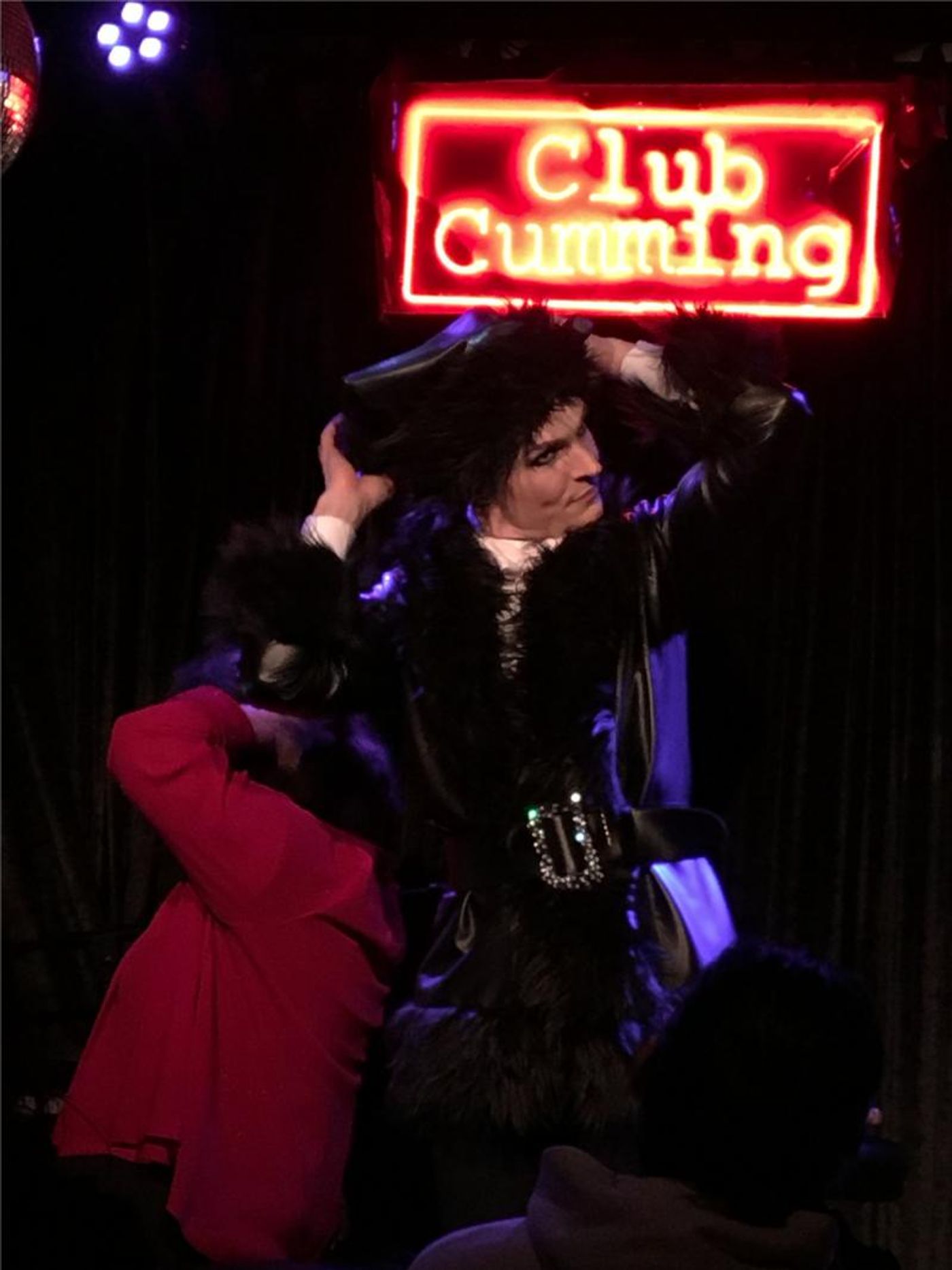 Review: Kim David Smith Brings A WERY WEIMAR CHRISTMAS To Club Cumming  Image