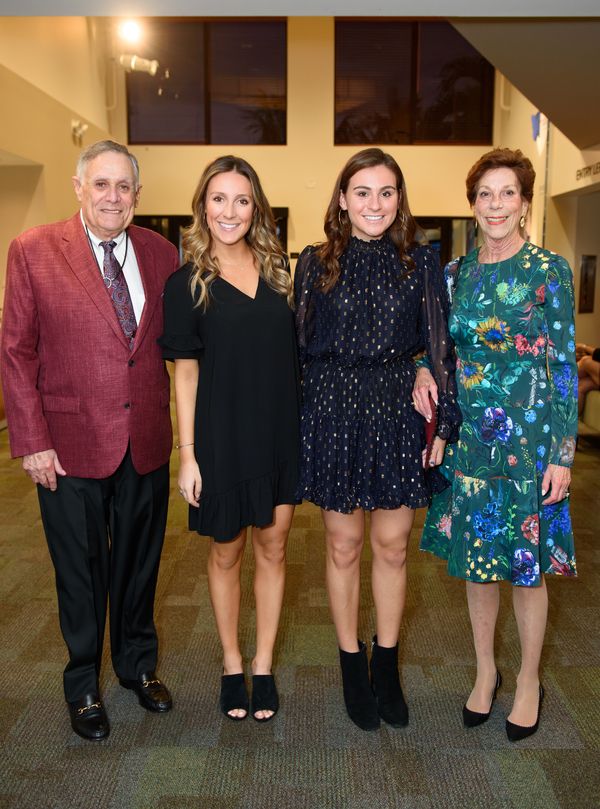  Rick Katz, Molly Mathias, Katie Simons and Peggy Katz Photo