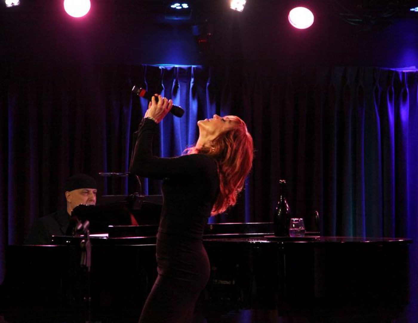 Review: ANDREA MCARDLE Soars to New Heights at The Green Room 42  Image