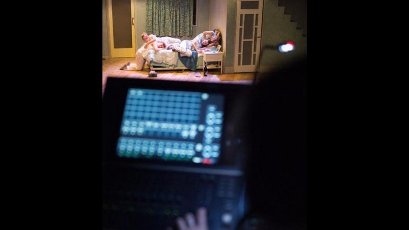 BWW Blog: Royal Central School of Speech and Drama's Nick Moran Explains the Evolving Nature of Lighting Design  Image