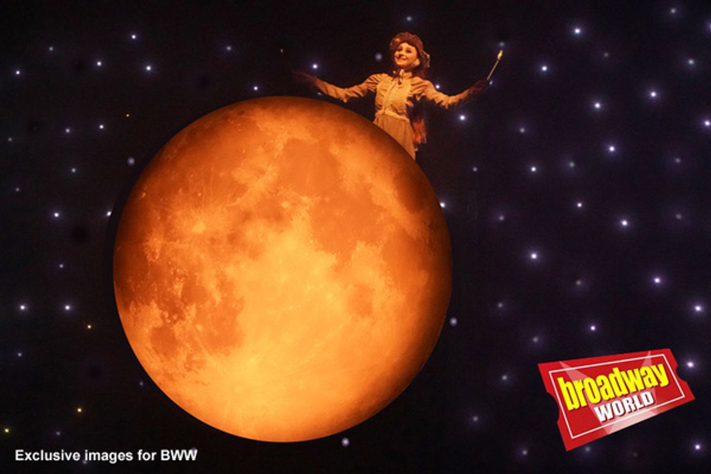 Photo Flash: THE LITTLE MATCH GIRL at Sadler's Wells Lilian Baylis Studio  Image