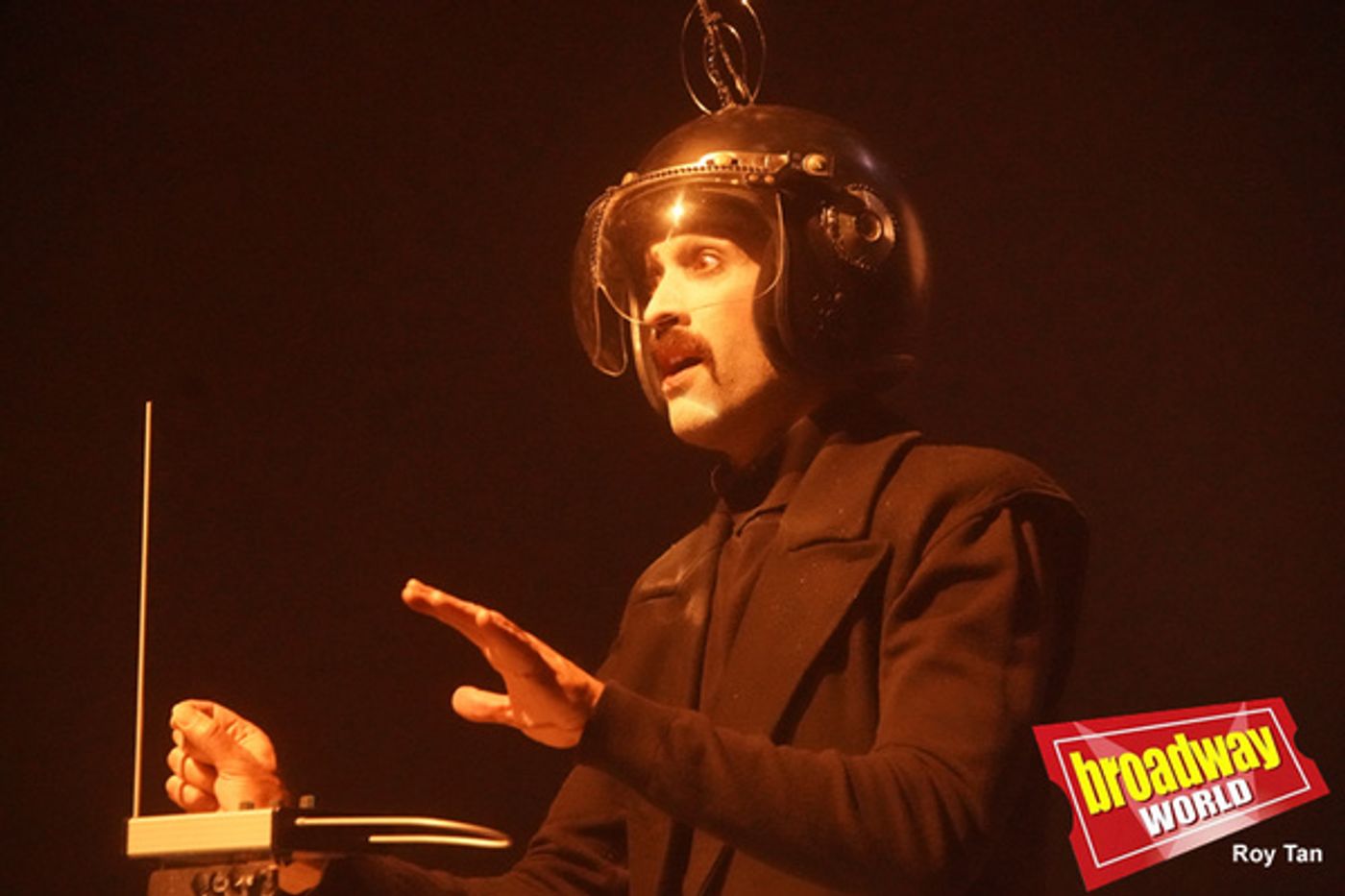 Photo Flash: THE LITTLE MATCH GIRL at Sadler's Wells Lilian Baylis Studio  Image