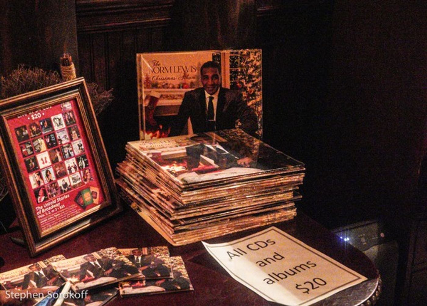 Photo Coverage: Norm Lewis Continues Holiday Run at Feinstein's/54 Below  Image