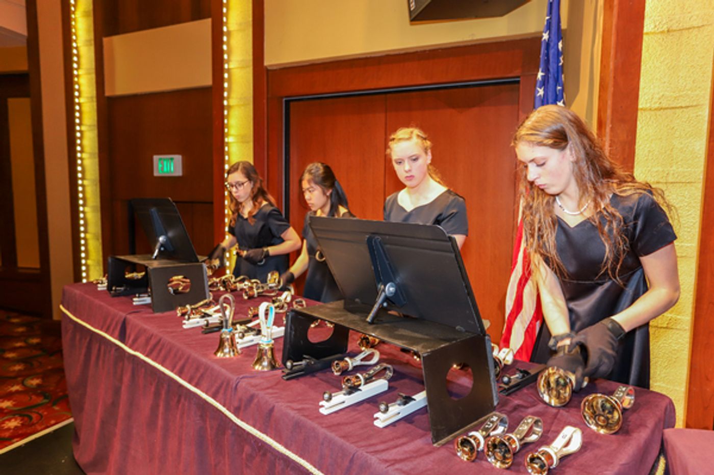 Photo Flash: RINGING IN THE HOLIDAYS Concert at Bushnell Performing Arts Center's Belding Theatre  Image