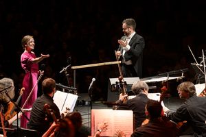 Laura Osnes y Alfonso Casado (Foto: May Zircus/Lâ€™Auditori) Photo