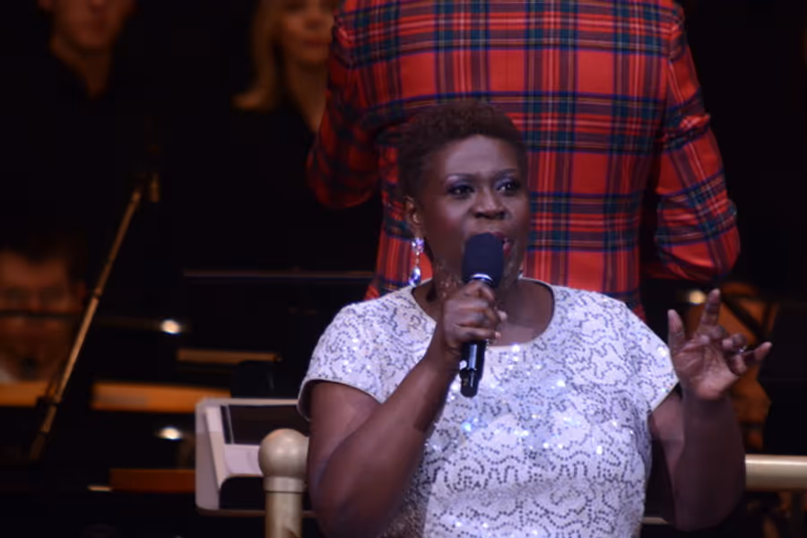 Photo Coverage: Capathia Jenkins Performs at The New York Pops Holiday Show Image