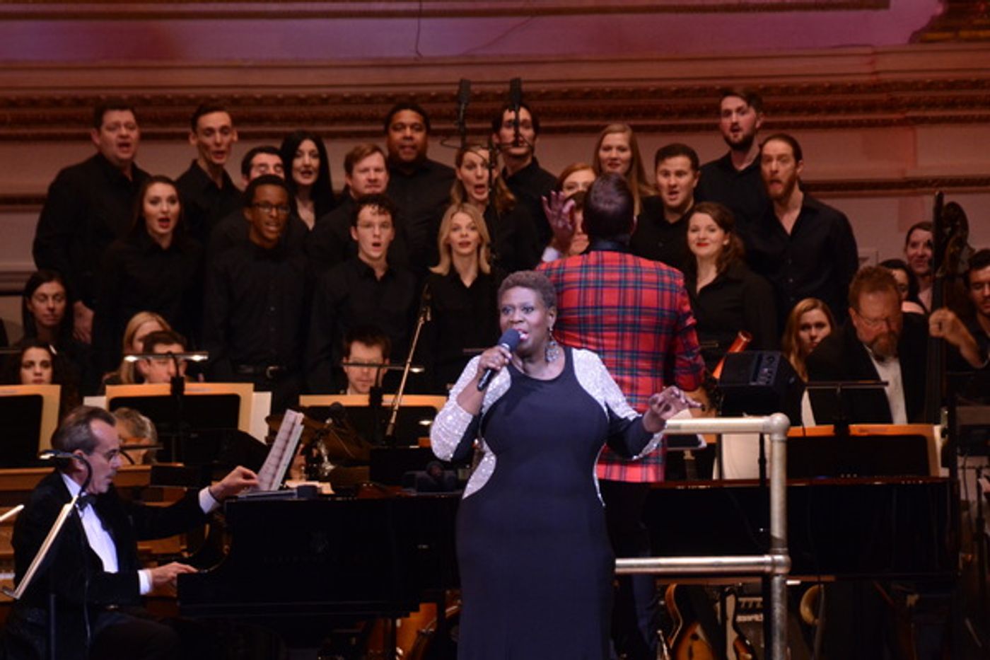 Photo Coverage: Capathia Jenkins Performs at The New York Pops Holiday Show  Image