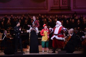 Tony DeSare, Capathia Jenkins, Steven Reineke, Pecan Pie and Santa Claus @ BroadwayWorld Tony DeSare, Capathia Jenkins, Steven Reineke, Pecan Pie and Santa Claus Photo