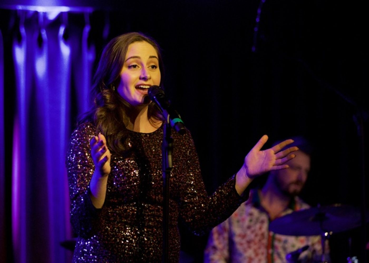 Photo Coverage: GR42 Sings Christmas Musicals  Image