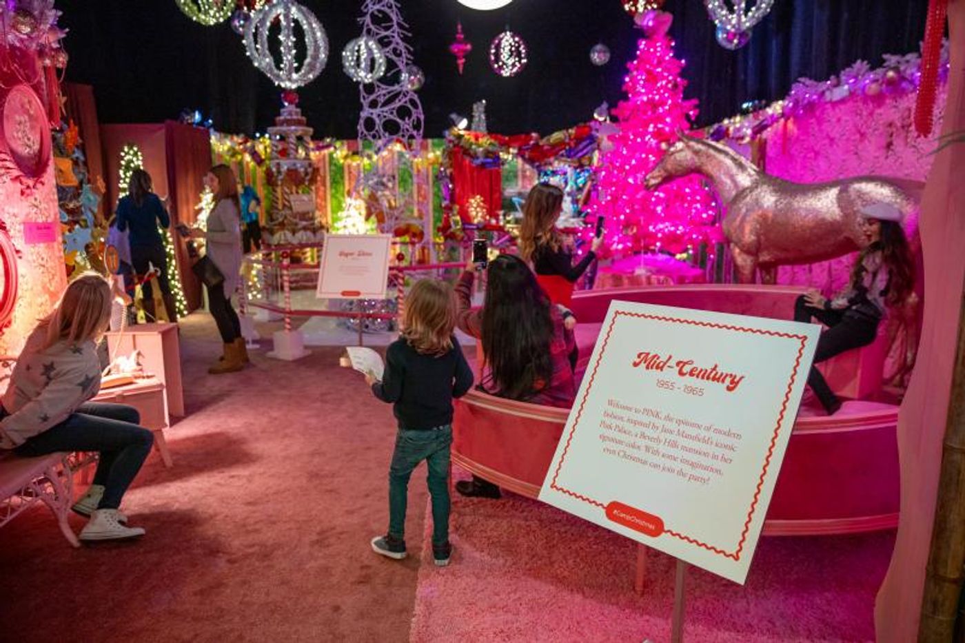Review: DCPA's CAMP CHRISTMAS is a Festive Selfie Wonderland  Image