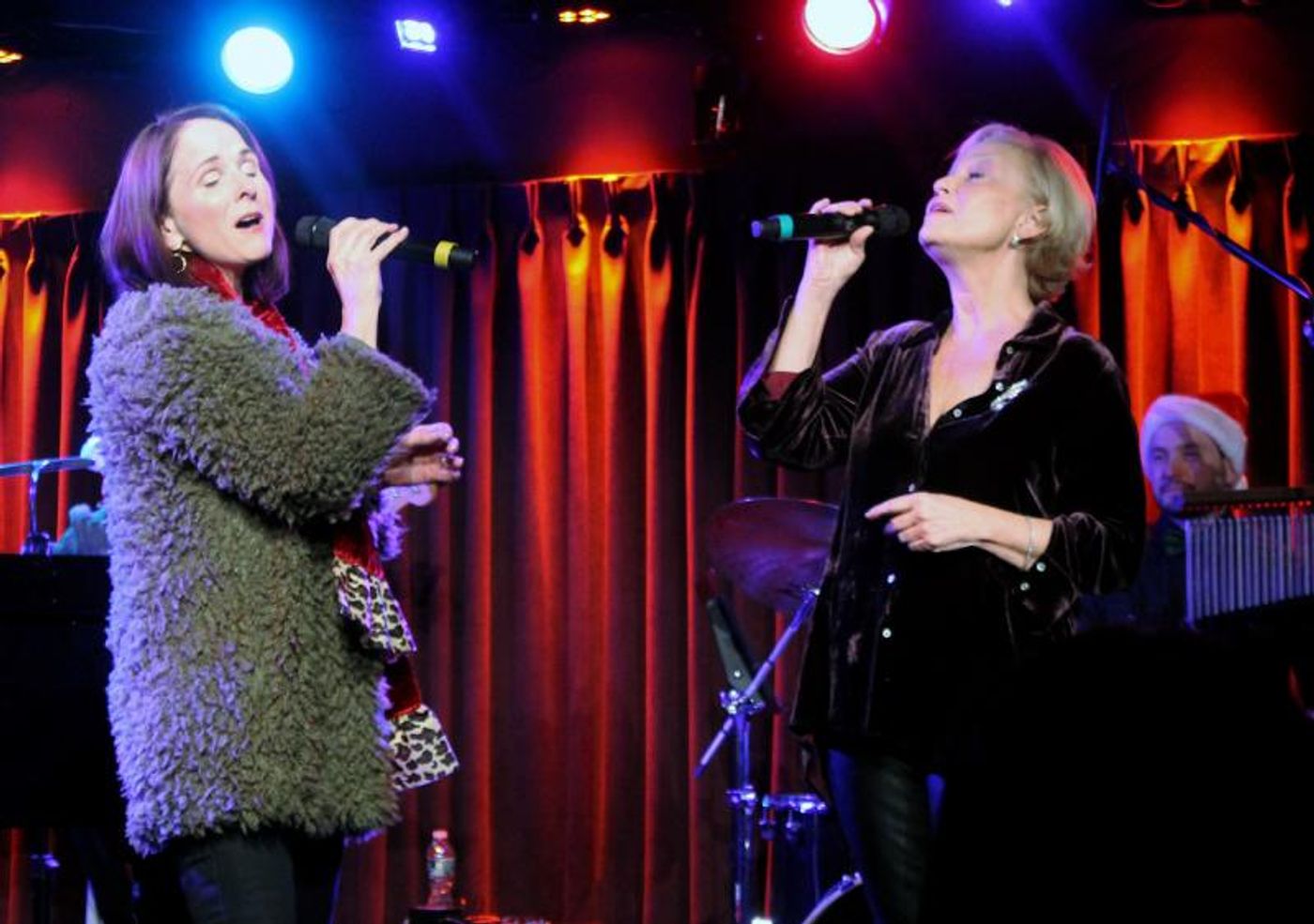 Review: Prolific Singer, Songwriter And Music Director Brad Simmons Has A BLUE XMAS With Friends At The Green Room 42  Image