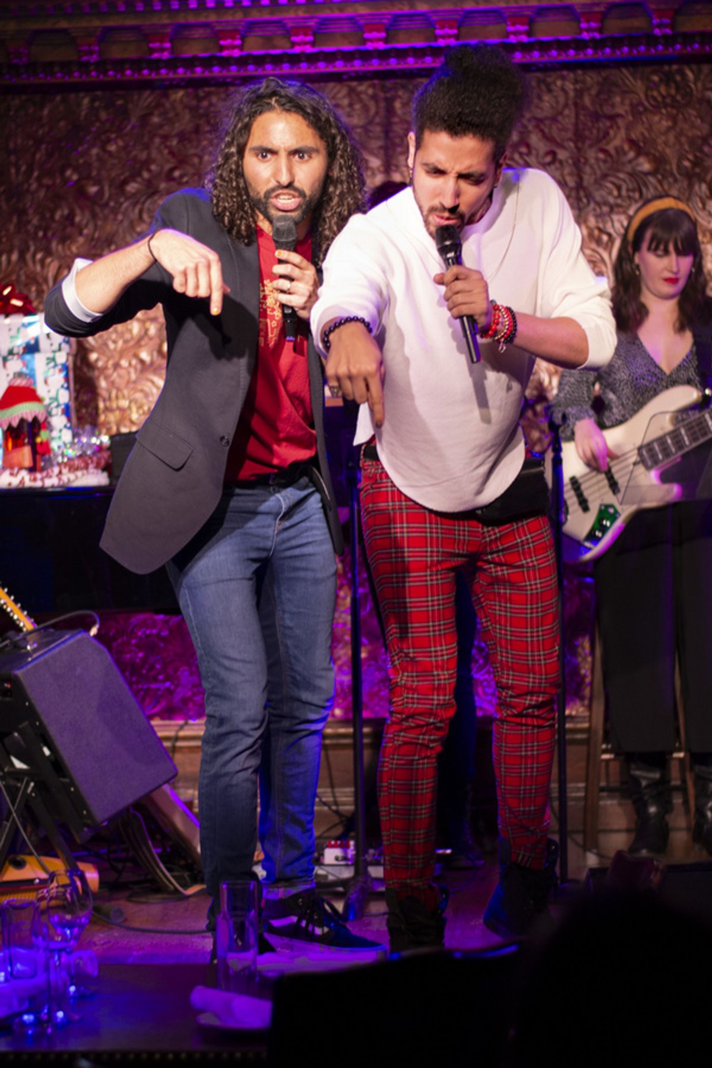 Photo Flash: The Saunders Family In FAMILY DINNER: HOLIDAY EDITION At Feinstein's/54 Below  Image