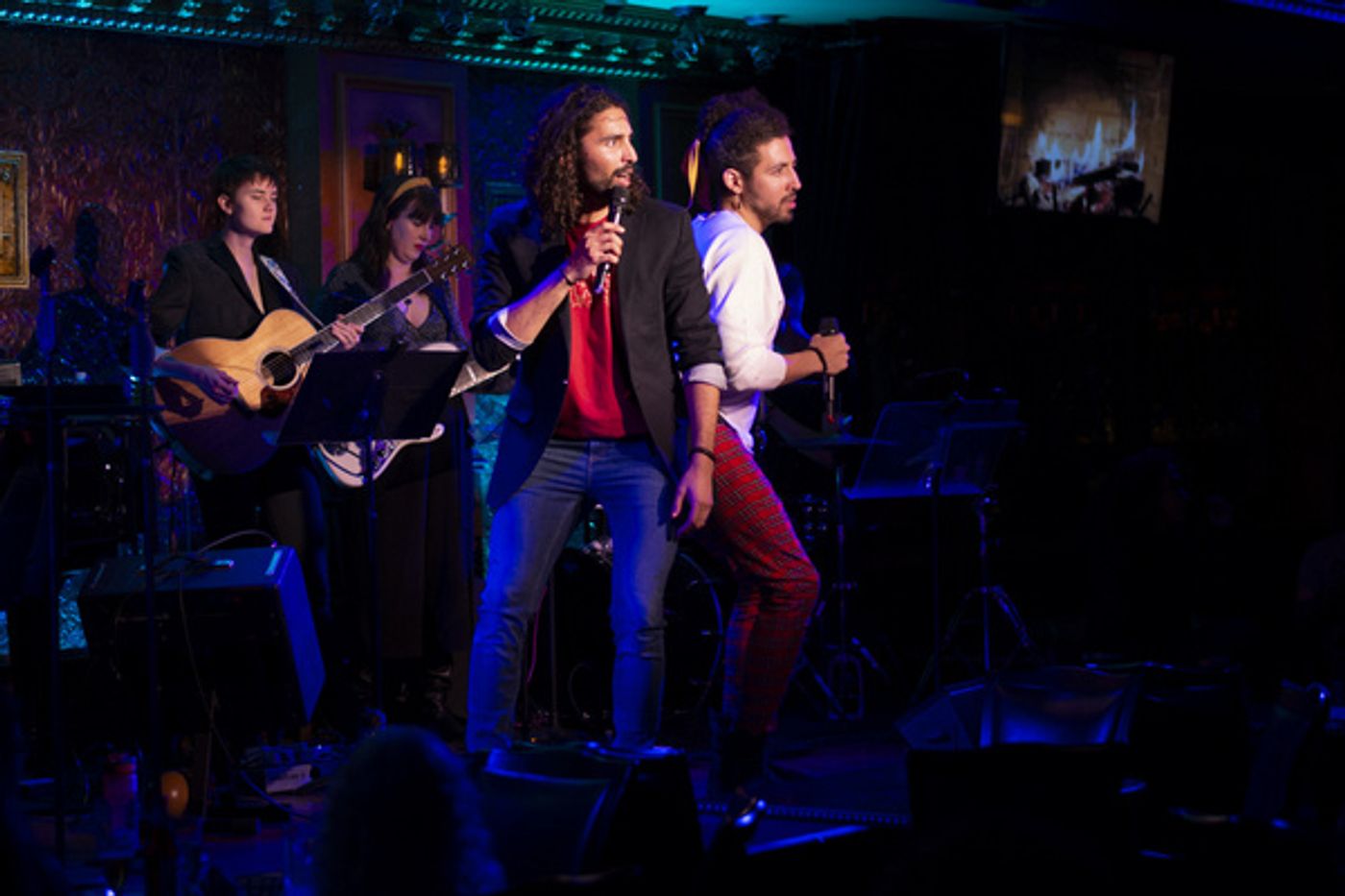 Photo Flash: The Saunders Family In FAMILY DINNER: HOLIDAY EDITION At Feinstein's/54 Below  Image