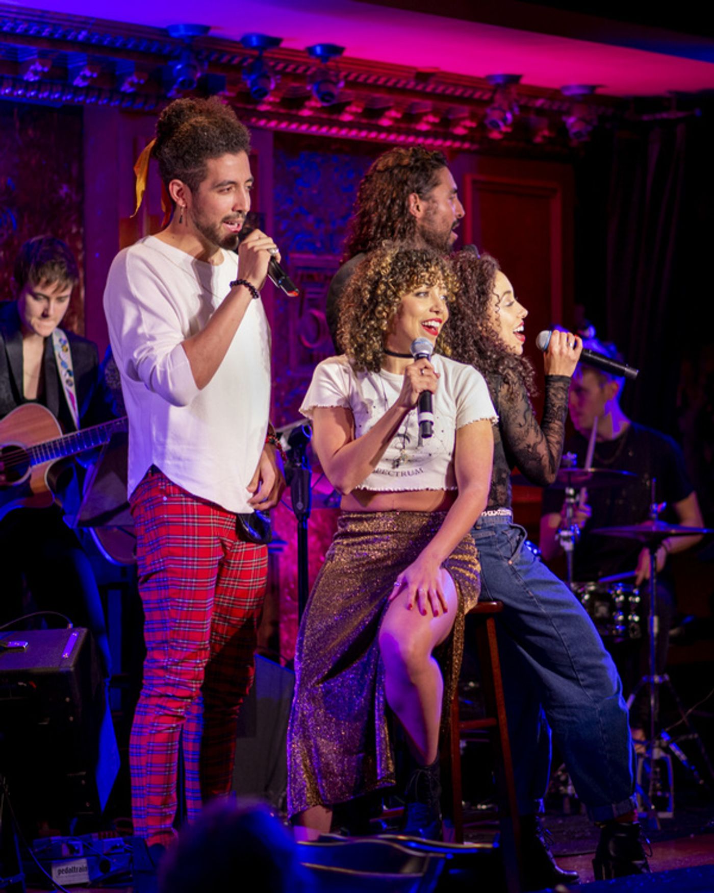 Photo Flash: The Saunders Family In FAMILY DINNER: HOLIDAY EDITION At Feinstein's/54 Below  Image